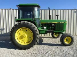 JOHN DEERE 4040