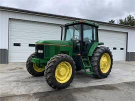 JOHN DEERE 7400