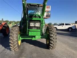 2010 JOHN DEERE 7130