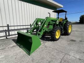 2015 JOHN DEERE 5100E