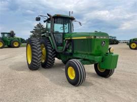 JOHN DEERE 4560