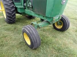 JOHN DEERE 4430