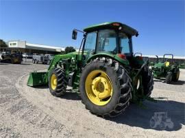 2019 JOHN DEERE 6135E