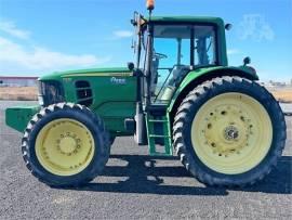 2010 JOHN DEERE 7230