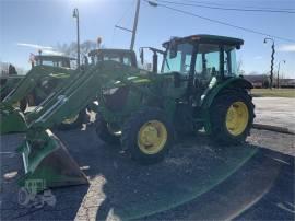 2015 JOHN DEERE 5100E