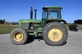 1989 JOHN DEERE 4055