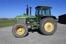 1989 JOHN DEERE 4055