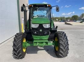 2015 JOHN DEERE 6115M