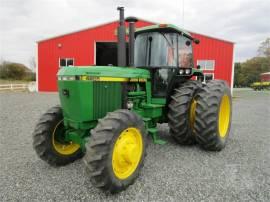 1989 JOHN DEERE 4255