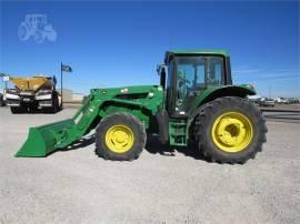 2013 JOHN DEERE 6105M