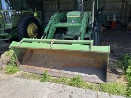 1974 JOHN DEERE 4230