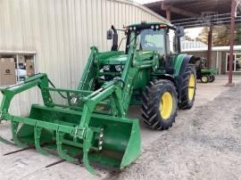 2017 JOHN DEERE 6110M