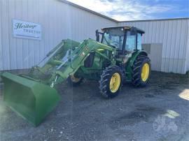 2017 JOHN DEERE 5100E