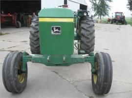 1981 JOHN DEERE 2940