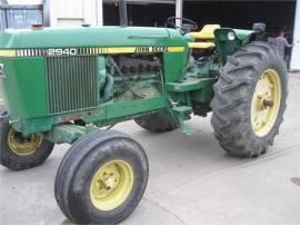 1981 JOHN DEERE 2940