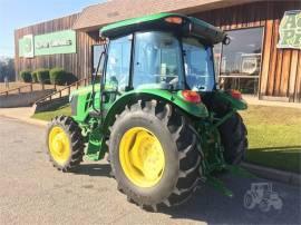 2022 JOHN DEERE 5075E