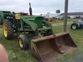 JOHN DEERE 3010