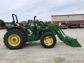 JOHN DEERE 5090M