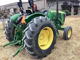 2015 JOHN DEERE 5065E