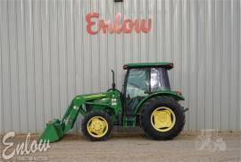 JOHN DEERE 5055E