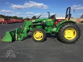 2017 JOHN DEERE 5065E