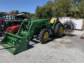 2016 JOHN DEERE 5085E