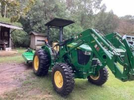 2017 JOHN DEERE 5065E