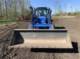 2016 NEW HOLLAND T4.90