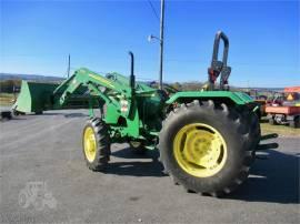 2010 JOHN DEERE 5075E