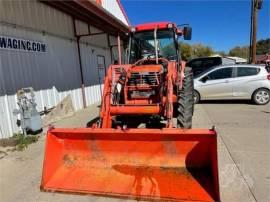 2000 KUBOTA M6800SDC