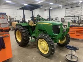 2013 JOHN DEERE 5075E