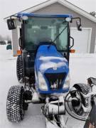 2015 NEW HOLLAND BOOMER 3045