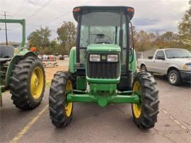 JOHN DEERE 5055E