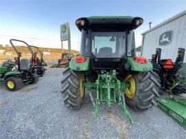 2016 JOHN DEERE 5075E