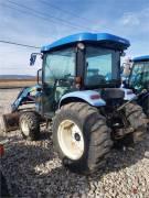 2013 NEW HOLLAND BOOMER 3040