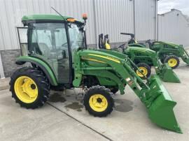 2011 JOHN DEERE 3720