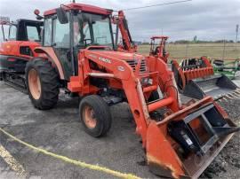 2004 KUBOTA M4900SDC