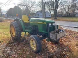 JOHN DEERE 5210