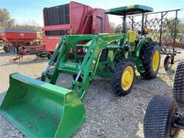 JOHN DEERE 5065E