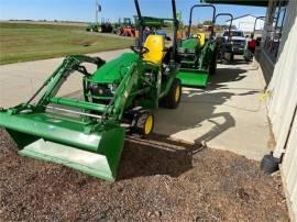 2022 JOHN DEERE 1025R