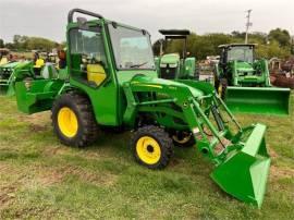 JOHN DEERE 3025E