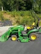 2017 JOHN DEERE 1025R