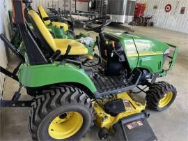 2010 JOHN DEERE 2305