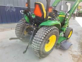 2011 JOHN DEERE 3520