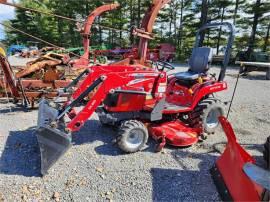 2017 MASSEY FERGUSON GC1715