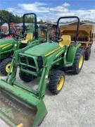 JOHN DEERE 3032E