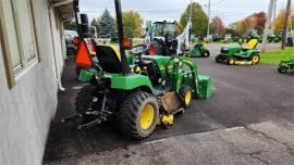 2009 JOHN DEERE 2305