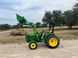 JOHN DEERE 3038E