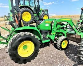 2014 JOHN DEERE 3039R