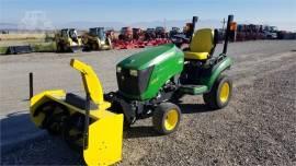 JOHN DEERE 1025R